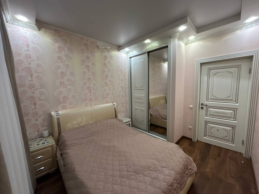 Продам многокомнатную квартиру, Школьная ул, 1к2, Красково п