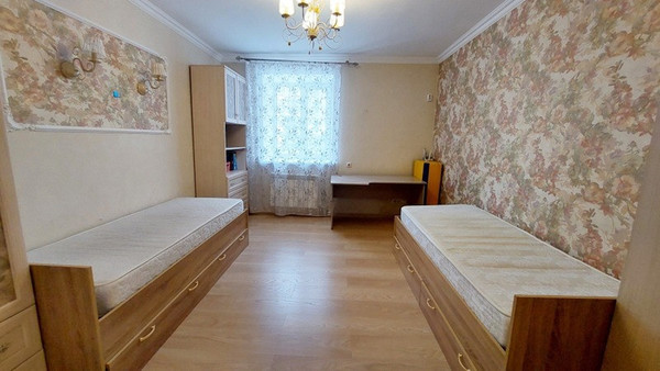 Продам трехкомнатную (3-комн.) квартиру, Салиха Батыева ул, 5, Казань г