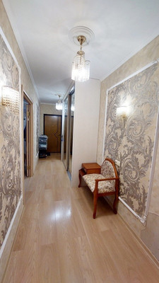 Продам трехкомнатную (3-комн.) квартиру, Салиха Батыева ул, 5, Казань г