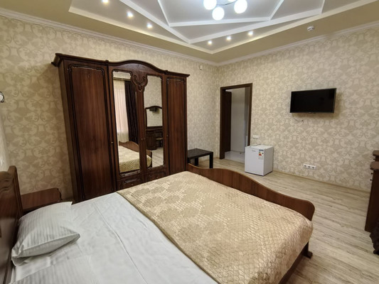 Продам коммерческое помещение 22 м2, Лазурная ул, 11, Витязево с