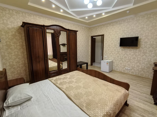 Продам коммерческое помещение 22 м2, Лазурная ул, 11, Витязево с