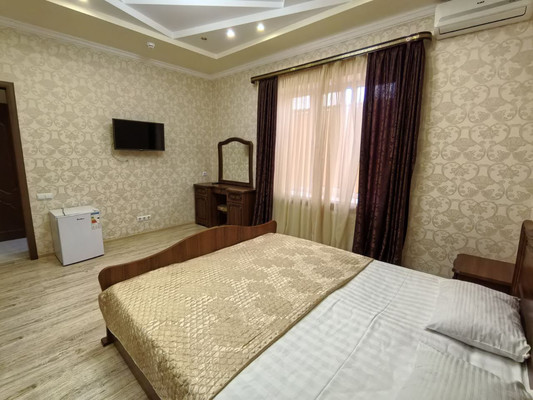 Продам коммерческое помещение 22 м2, Лазурная ул, 11, Витязево с