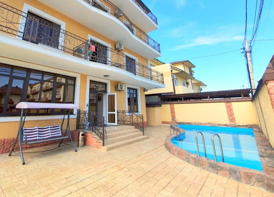 Продам коммерческое помещение 22 м2, Лазурная ул, 11, Витязево с