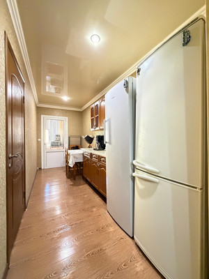 Продам трехкомнатную (3-комн.) квартиру, Героя России Кярова А.С. ул, 4ка, Чегем г