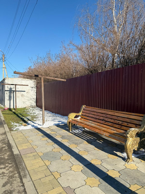 Продам трехкомнатную (3-комн.) квартиру, Героя России Кярова А.С. ул, 4ка, Чегем г