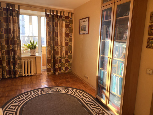 Продам двухкомнатную (2-комн.) квартиру, Черницынский проезд, 10к2, Москва г