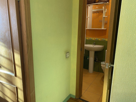 Продам двухкомнатную (2-комн.) квартиру, Черницынский проезд, 10к2, Москва г