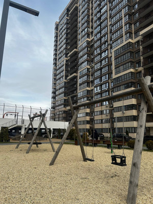 Продам однокомнатную (1-комн.) квартиру, Конгрессная ул, 41, Краснодар г