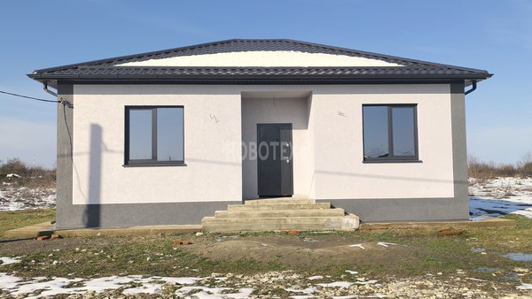 Продам дом, Краснозеленая ул, 51м, Крымск г, 0 км от города