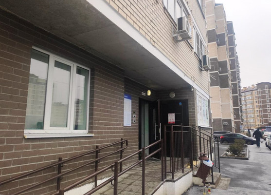 Продам однокомнатную (1-комн.) квартиру, Батуринская ул, 169, Ростов-на-Дону г