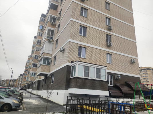 Продам однокомнатную (1-комн.) квартиру, Батуринская ул, 169, Ростов-на-Дону г