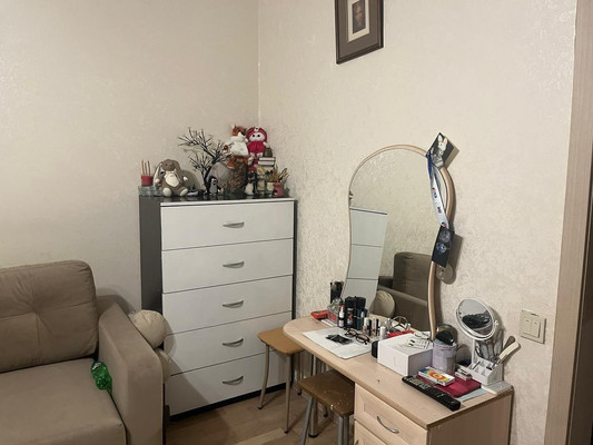 Продам однокомнатную (1-комн.) квартиру, Ленина ул, 19, Октябрьский рп