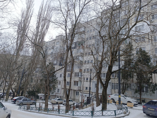 Продам однокомнатную (1-комн.) квартиру, Героев Сталинграда ул, 35, Симферополь г