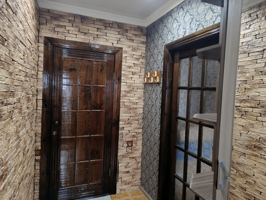 Продам однокомнатную (1-комн.) квартиру, Героев Сталинграда ул, 35, Симферополь г