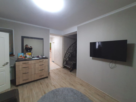 Продам двухкомнатную (2-комн.) квартиру, Субхи ул, 29, Симферополь г