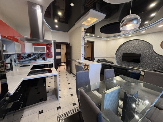 Продам трехкомнатную (3-комн.) квартиру, Лермонтова ул, 267к2, Иркутск г