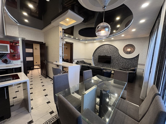 Продам трехкомнатную (3-комн.) квартиру, Лермонтова ул, 267к2, Иркутск г