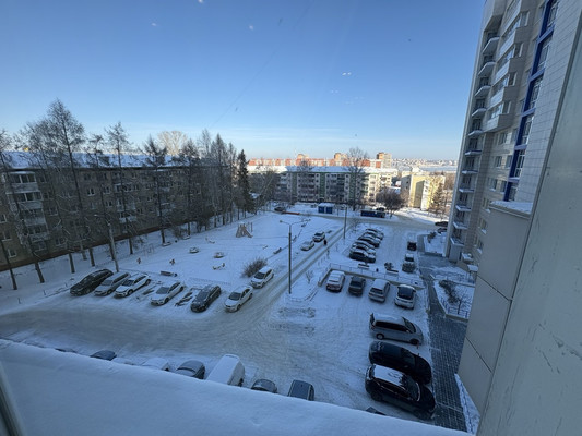 Продам трехкомнатную (3-комн.) квартиру, Лермонтова ул, 267к2, Иркутск г