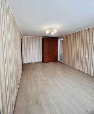 Продам трехкомнатную (3-комн.) квартиру, Маркова ул, 55, Сыктывкар г