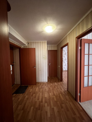 Продам трехкомнатную (3-комн.) квартиру, Маркова ул, 55, Сыктывкар г