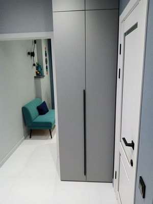 Продам однокомнатную (1-комн.) квартиру, Аэропортная ул, 11, Калининград г