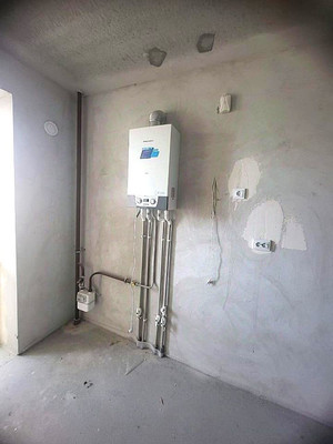 Продам однокомнатную (1-комн.) квартиру, Баженова ул, 13, Калининград г