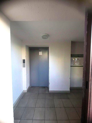 Продам однокомнатную (1-комн.) квартиру, Баженова ул, 13, Калининград г