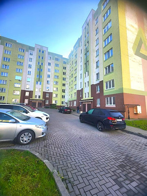 Продам однокомнатную (1-комн.) квартиру, Баженова ул, 13, Калининград г