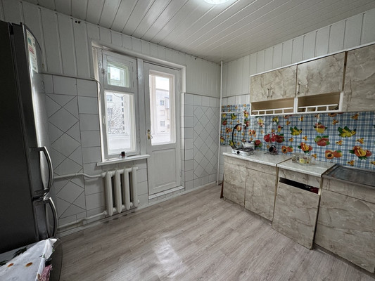 Продам двухкомнатную (2-комн.) квартиру, С.Лазо ул, 10, Баксан г