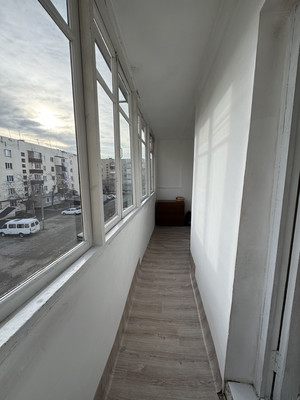 Продам двухкомнатную (2-комн.) квартиру, С.Лазо ул, 10, Баксан г