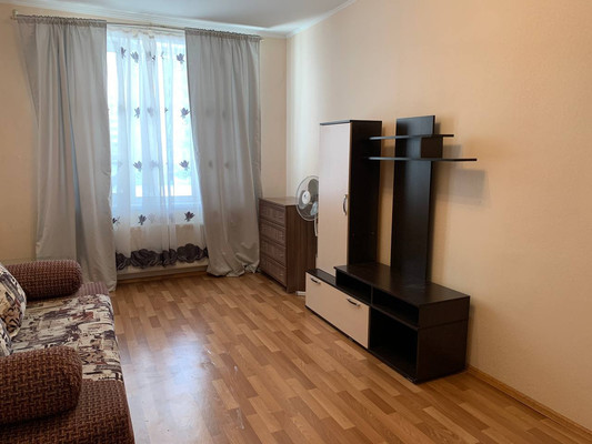 Сдам однокомнатную (1-комн.) квартиру, Пражская ул, 9, Кудрово г