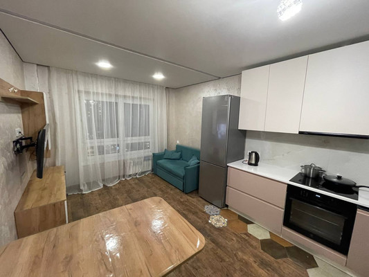 Продам двухкомнатную (2-комн.) квартиру, Южная Битца р-н, 1, Бутово рп