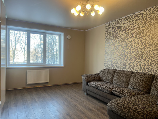 Продам трехкомнатную (3-комн.) квартиру, Крупской ул, 5к5, Рязань г