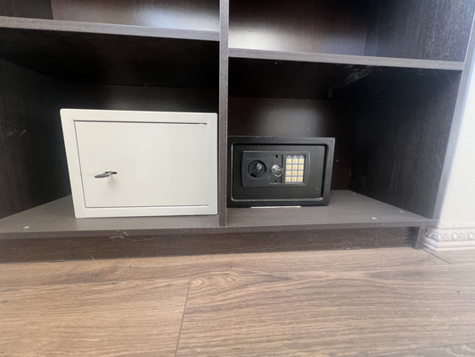 Продам трехкомнатную (3-комн.) квартиру, Крупской ул, 5к5, Рязань г