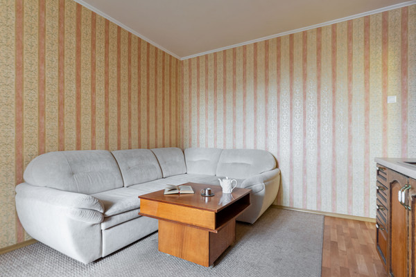 Продам однокомнатную (1-комн.) квартиру, Авиаконструкторов пр-кт, 42к3, Санкт-Петербург г