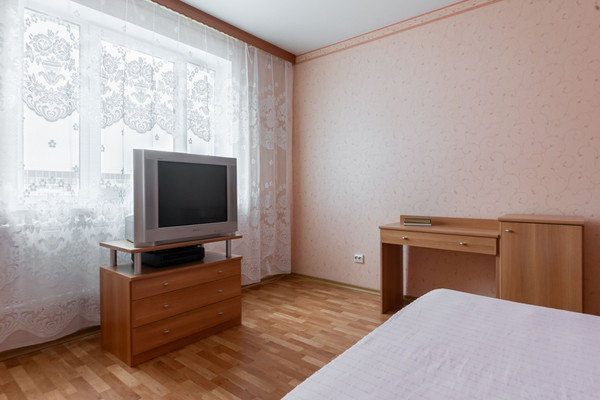 Продам однокомнатную (1-комн.) квартиру, Авиаконструкторов пр-кт, 42к3, Санкт-Петербург г