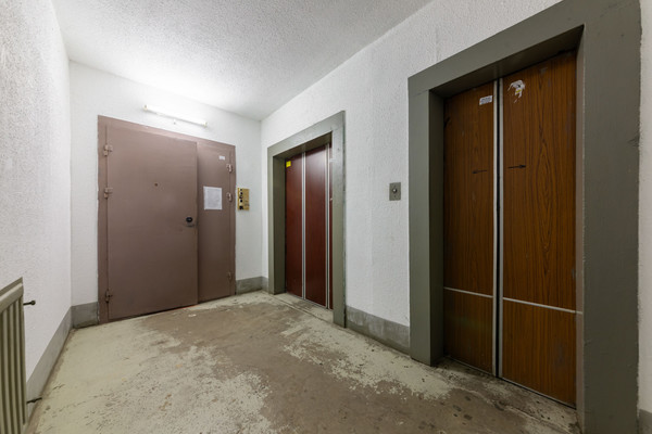 Продам однокомнатную (1-комн.) квартиру, Авиаконструкторов пр-кт, 42к3, Санкт-Петербург г