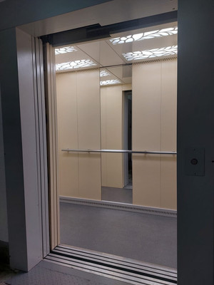 Продам однокомнатную (1-комн.) квартиру, Авиаконструкторов пр-кт, 42к3, Санкт-Петербург г