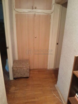 Продам двухкомнатную (2-комн.) квартиру, Тайнинская ул, 16к2, Москва г