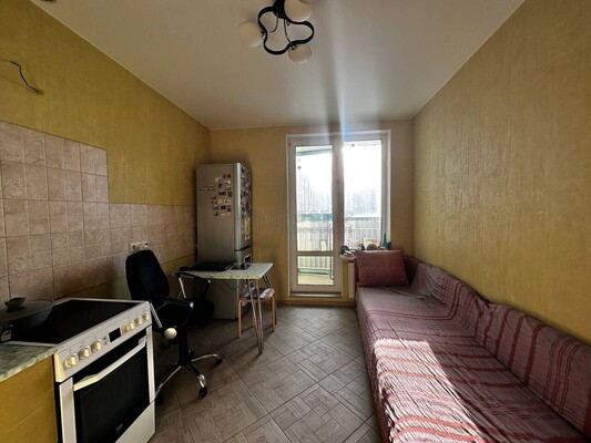 Продам однокомнатную (1-комн.) квартиру, Космонавтов б-р, 13, Красногорск г