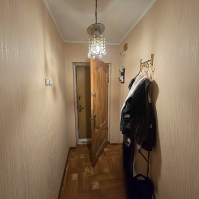 Продам двухкомнатную (2-комн.) квартиру, Московская ул, 4, Новороссийск г