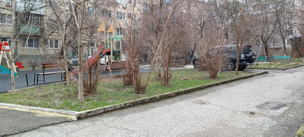 Продам двухкомнатную (2-комн.) квартиру, Московская ул, 4, Новороссийск г