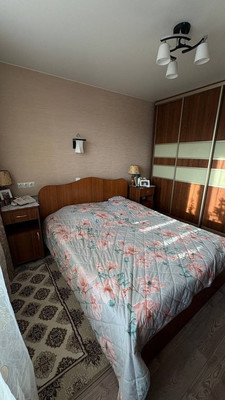 Продам трехкомнатную (3-комн.) квартиру, Чавайна б-р, 8, Йошкар-Ола г