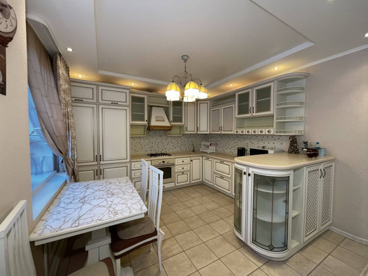 Продам трехкомнатную (3-комн.) квартиру, Карла Маркса ул, 59а, Ишим г