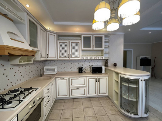 Продам трехкомнатную (3-комн.) квартиру, Карла Маркса ул, 59а, Ишим г