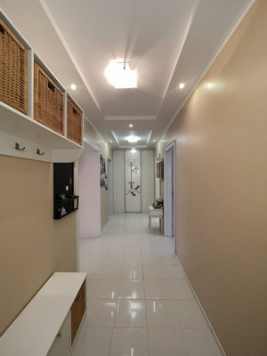 Продам трехкомнатную (3-комн.) квартиру, Карла Маркса ул, 59а, Ишим г