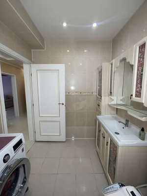 Продам трехкомнатную (3-комн.) квартиру, Карла Маркса ул, 59а, Ишим г