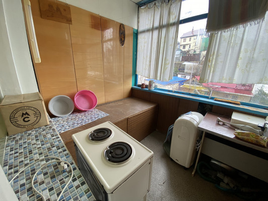 Продам трехкомнатную (3-комн.) квартиру, Шаумяна ул, 11, Туапсе г