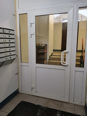 Продам двухкомнатную (2-комн.) квартиру, Большая Московская ул, 110/2, Великий Новгород г