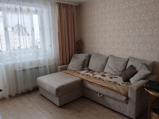 Продам двухкомнатную (2-комн.) квартиру, Большая Московская ул, 110/2, Великий Новгород г